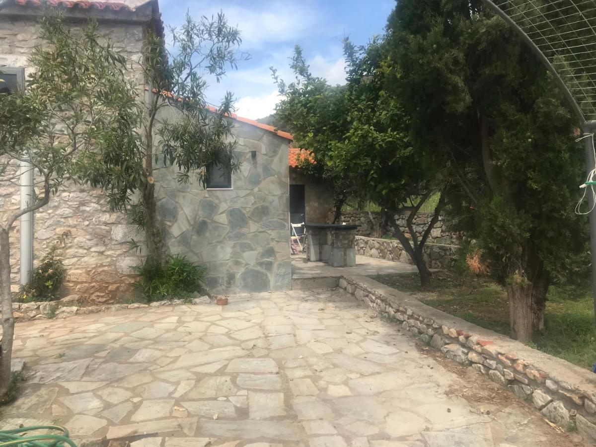 Lagadi 1860 Hostal Trakhila Exterior foto
